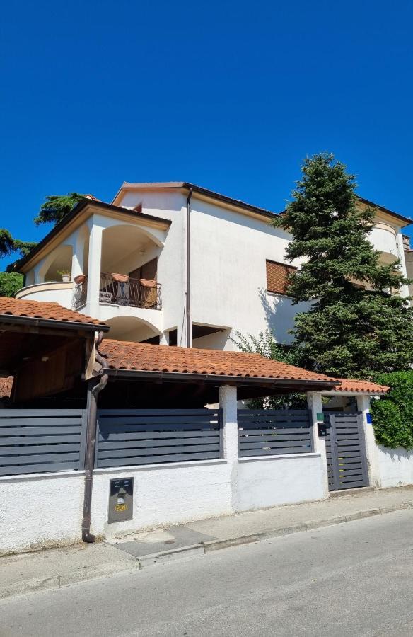 Apartments "M" Pula Zewnętrze zdjęcie