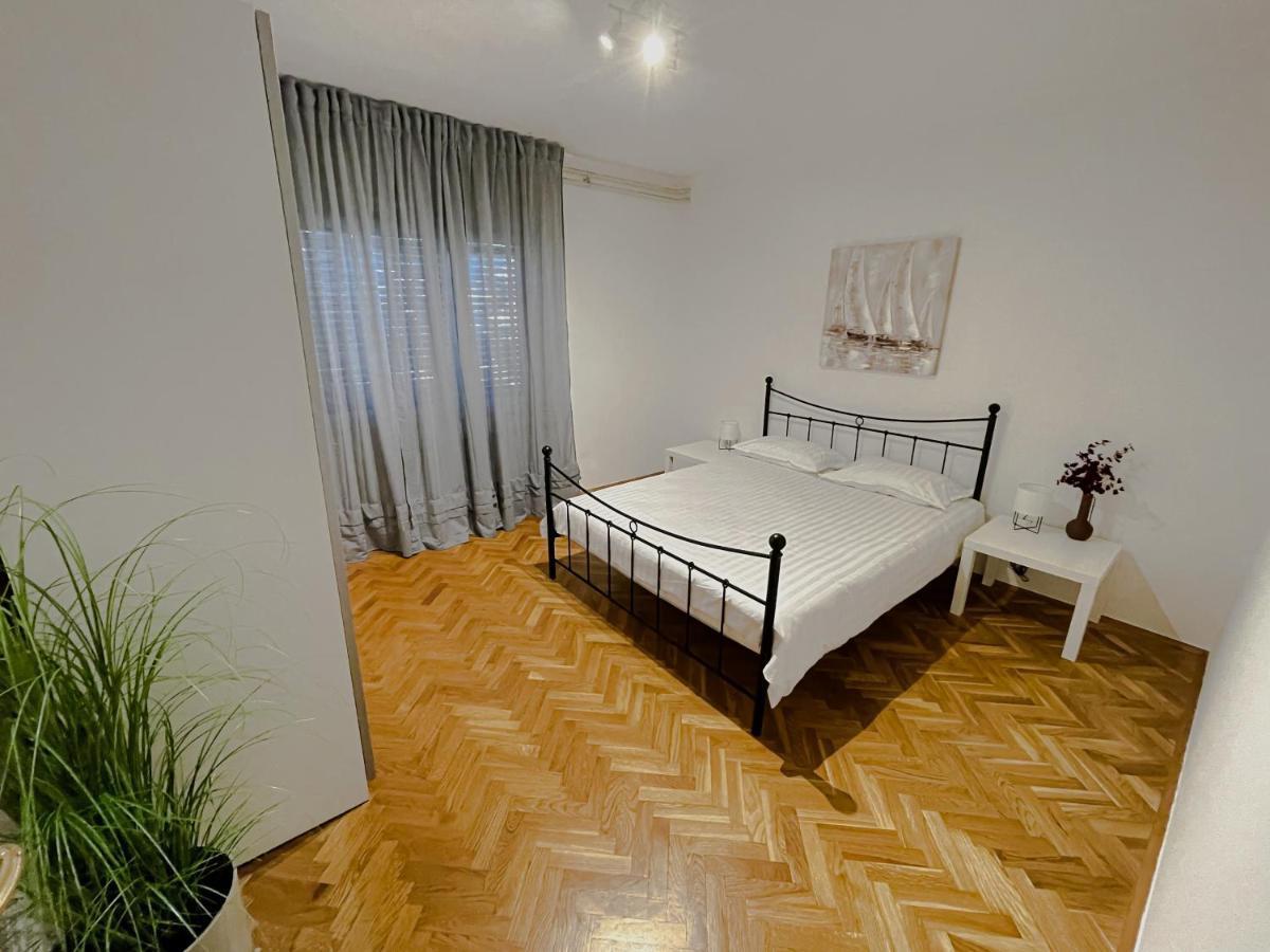 Apartments "M" Pula Zewnętrze zdjęcie