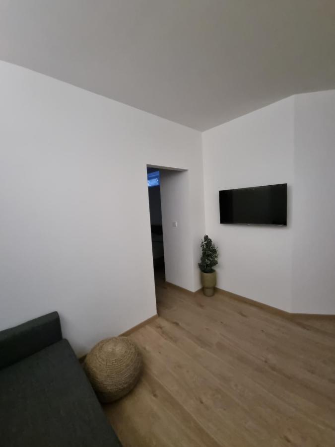 Apartments "M" Pula Zewnętrze zdjęcie