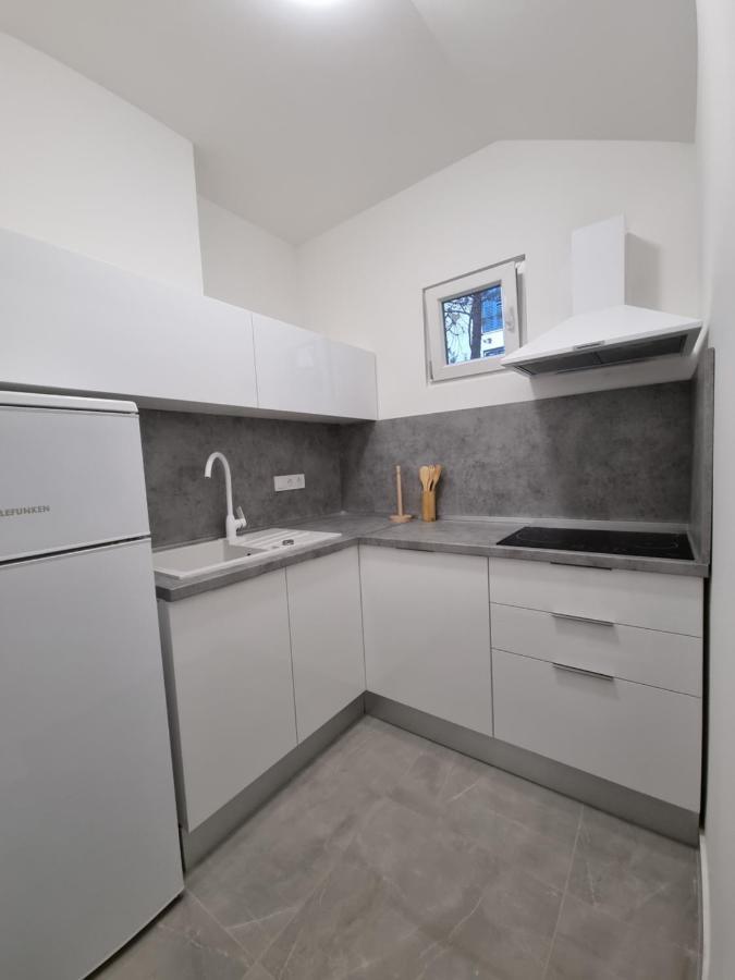Apartments "M" Pula Zewnętrze zdjęcie