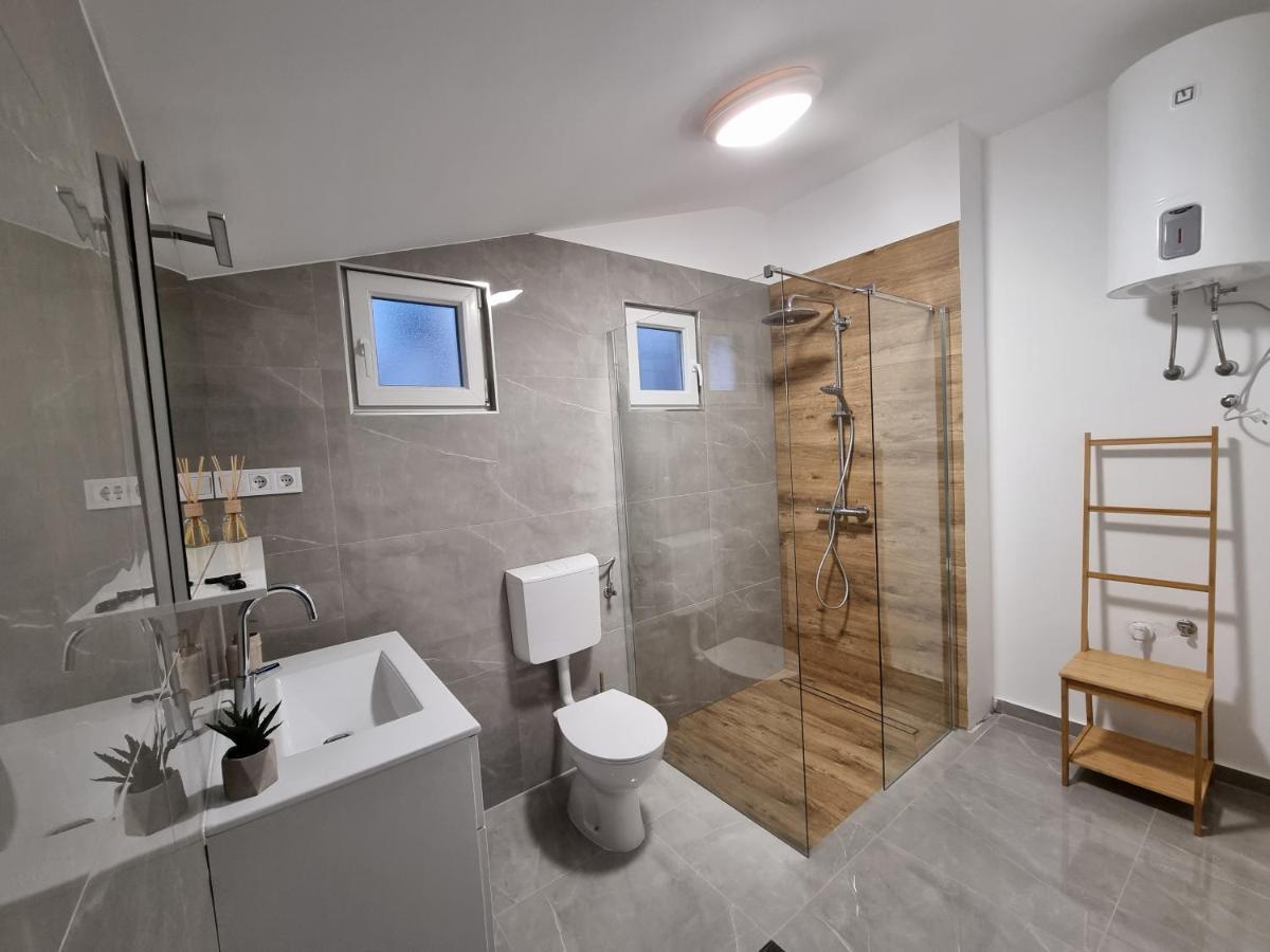 Apartments "M" Pula Zewnętrze zdjęcie