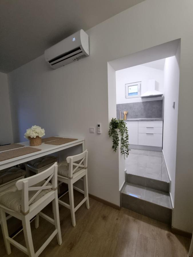 Apartments "M" Pula Zewnętrze zdjęcie